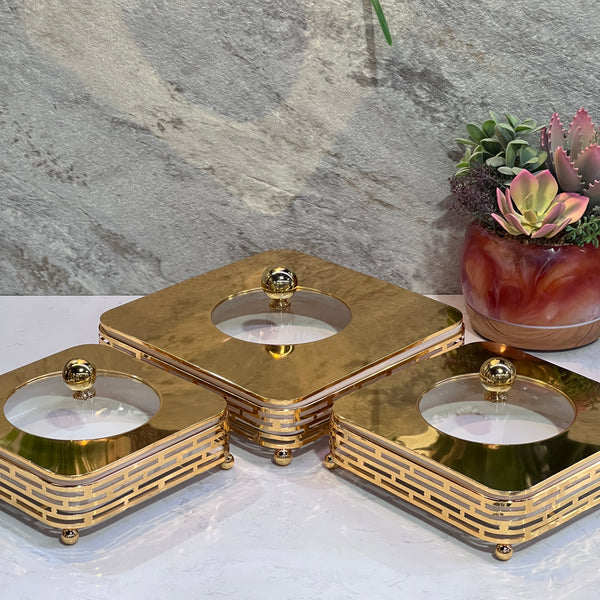 Square Sweet Bowl 1KG & 2KG & 3KG Gold Lines - Premium Sweet bowls from Alam Al Awane - Just AED126! Shop now at alamalawane