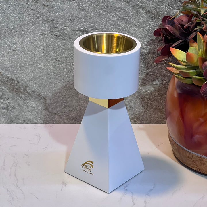 20CM Wooden Incense Burner - Premium Incense from Alam Al Awane - Just AED105! Shop now at alamalawane