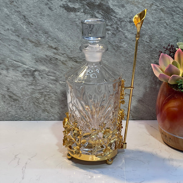 Glass Perfume Bottle - Premium Perfume Bottle from Alam Al Awane - Just AED185! Shop now at alamalawane