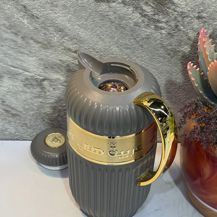 1 Piece Of Thermos FLASK Gray Gold - Premium Flasks from Alam Al Awane - Just AED69! Shop now at alamalawane